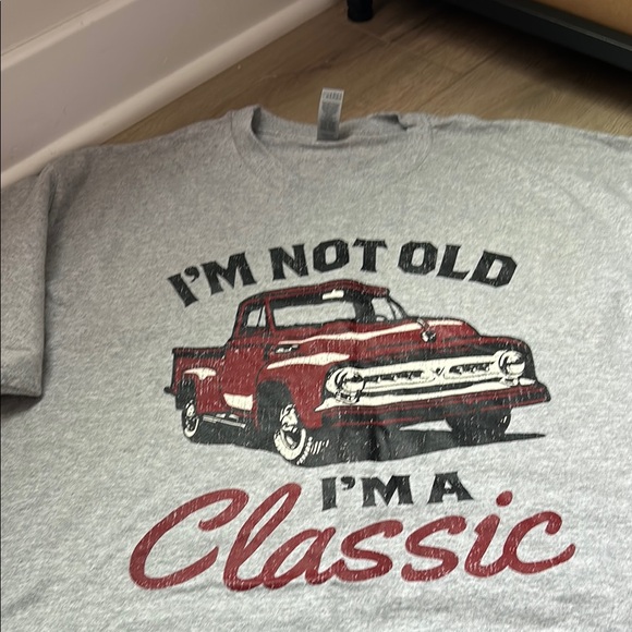 Gray Classic Car Graphic Tee - Picture 1 of 1
